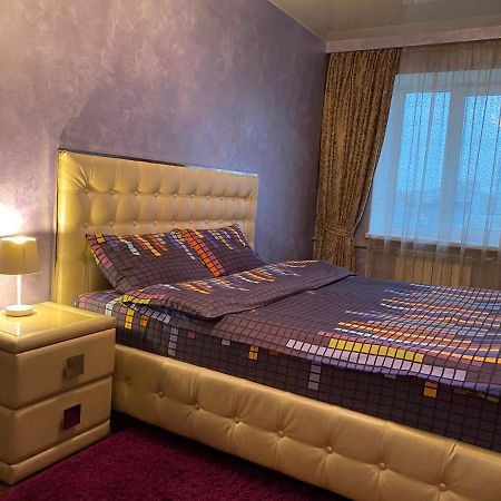 Kharkiv Center Apartment On Hoholya Str, Poetry Square Екстериор снимка