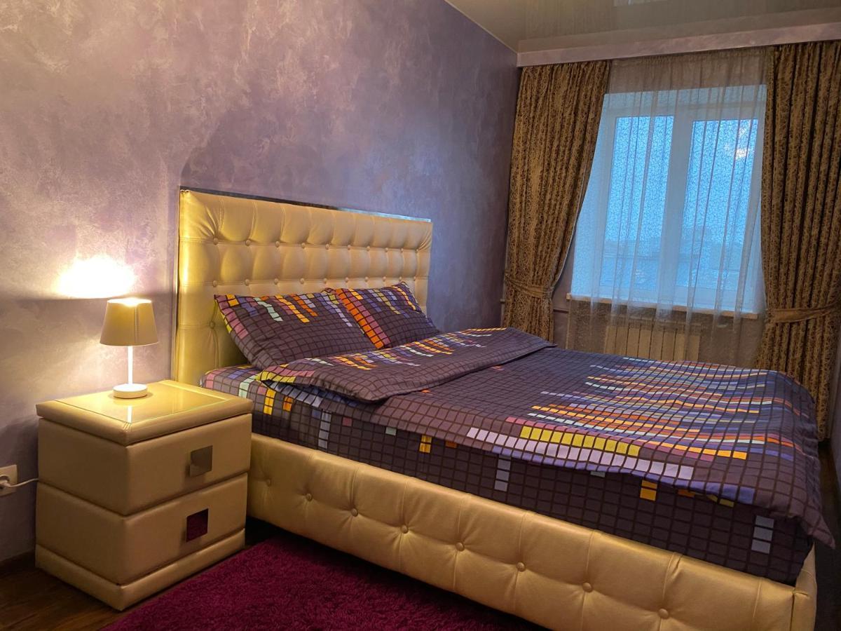 Kharkiv Center Apartment On Hoholya Str, Poetry Square Екстериор снимка